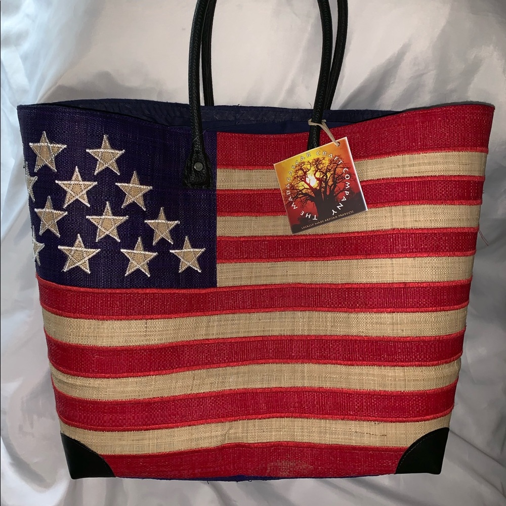 NWT Madagascar Craft Co Woven seagrass FLAG tote - Picture 1 of 8